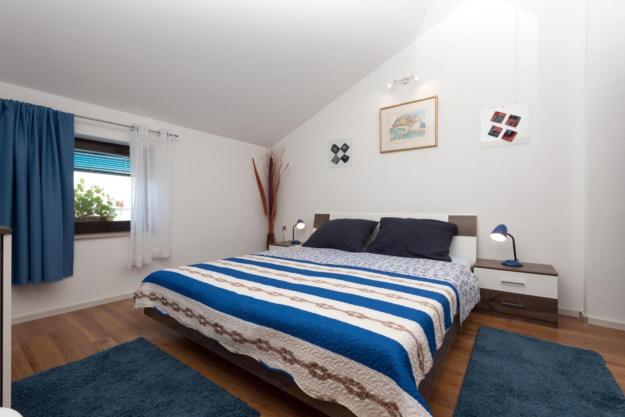 Apartments Villa Zara Ловран Экстерьер фото
